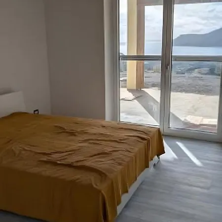 別荘 Casa Adriana ラコナ